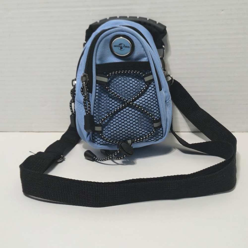 Universal Studios Mini Day Fanny Pack Clip Crossbody Bag Blue Nylon Small Travel